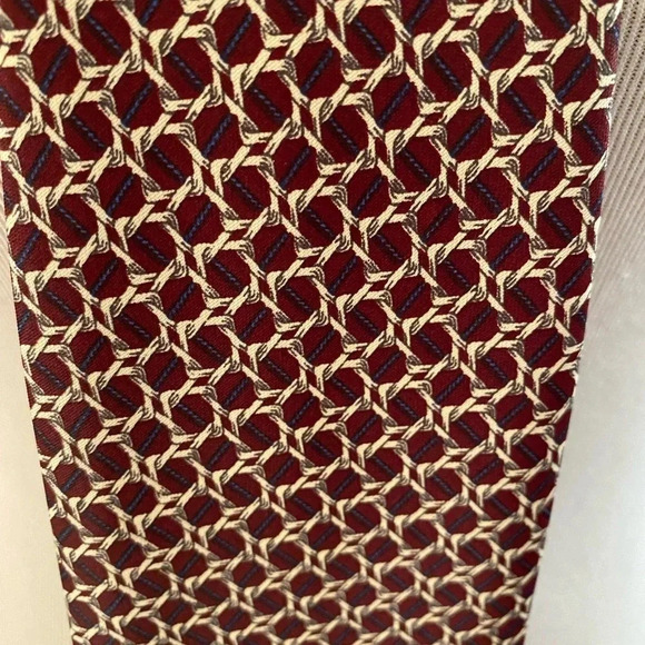 EUC Rene Chagal 100% Silk Men’s tie - Picture 2 of 4